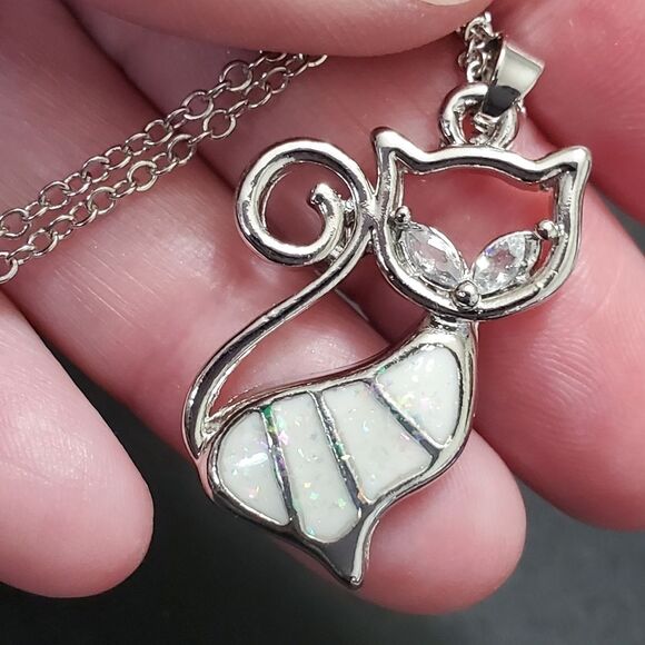 Silver tone glittery enamel cat jewelry set - Picture 12 of 12